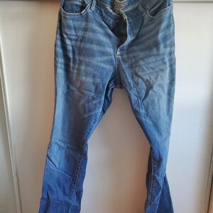 Arizona jean co black juniors jeans. Juniors size 17